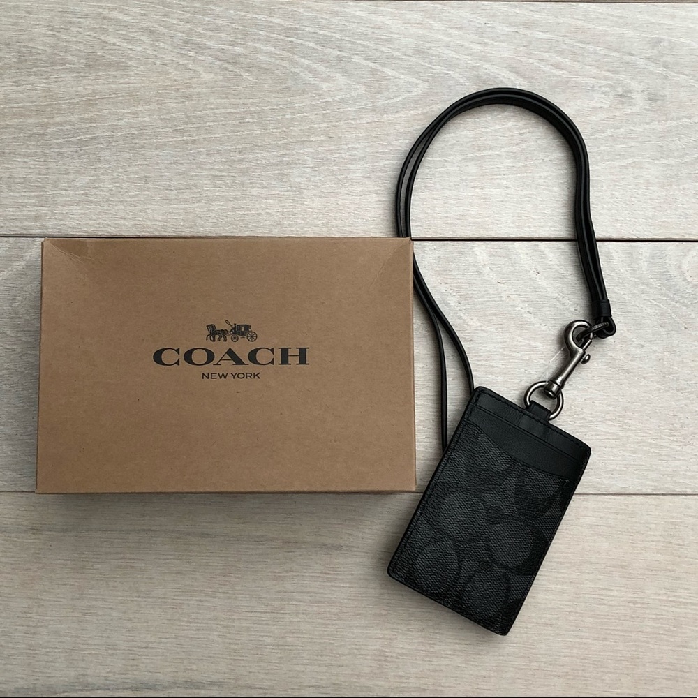 (nwt) Coach ID lanyard